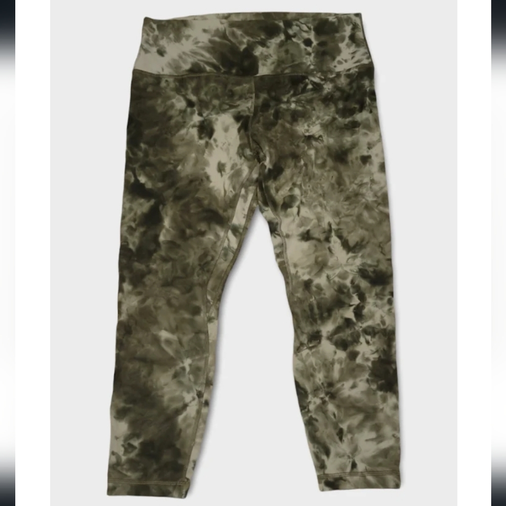 Size 14 - Lululemon Align Pant 25" *Diamond Dye Diamond Dye